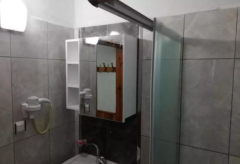 Ugur Pansiyon Bungalows