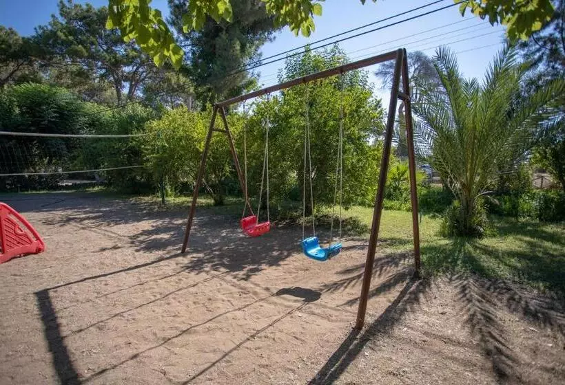 Ugur Pansiyon Bungalows