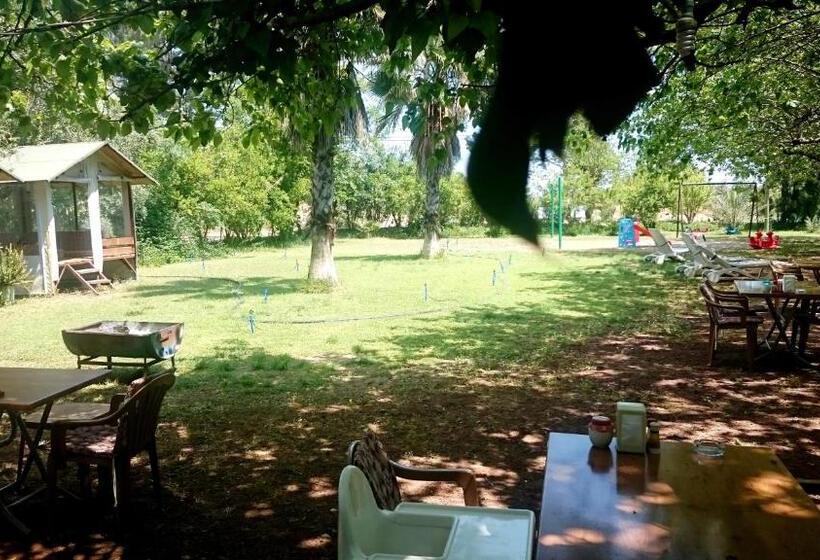 Ugur Pansiyon Bungalows