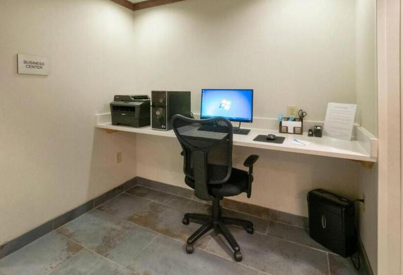 Fairfield Inn By Marriott Hazleton