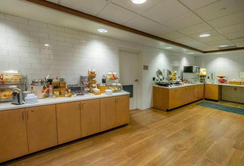 Fairfield Inn By Marriott Hazleton