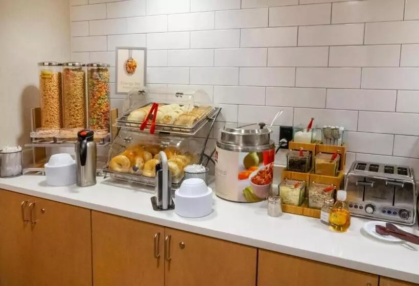 Fairfield Inn By Marriott Hazleton