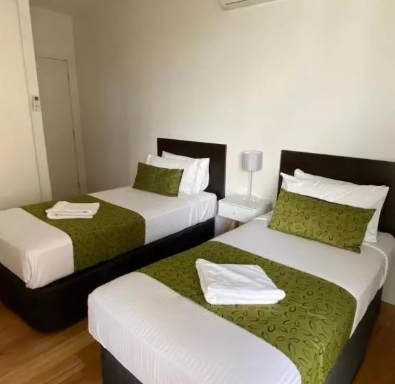 Hotel Akom At Docklands