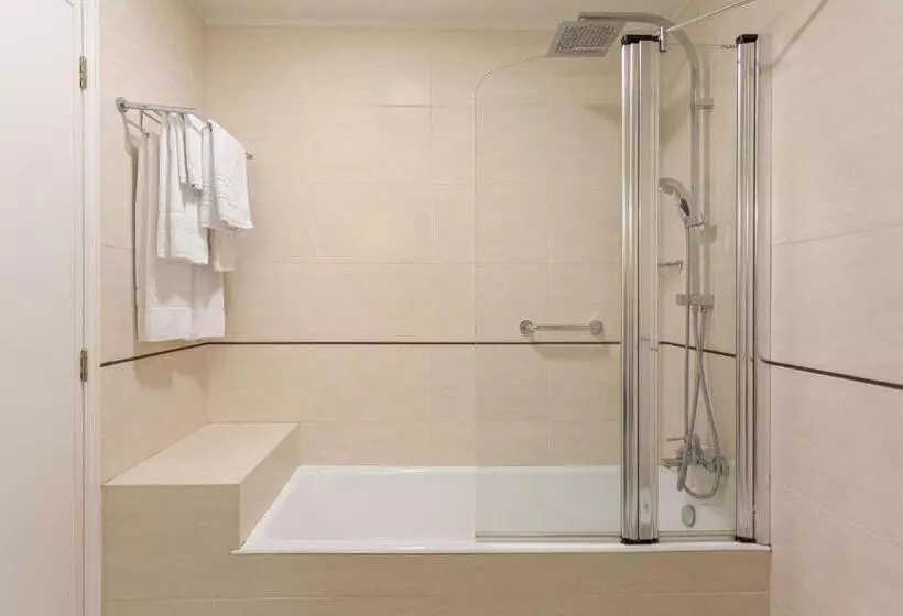 호텔 Aveiro Center