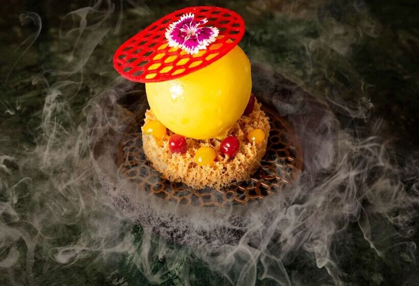 فندق Avista Hideaway Phuket Patong   Mgallery