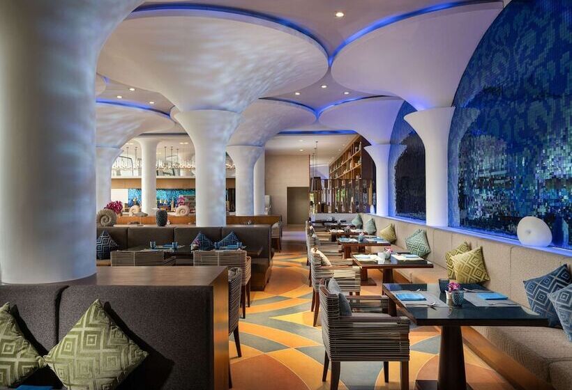 فندق Avista Hideaway Phuket Patong   Mgallery