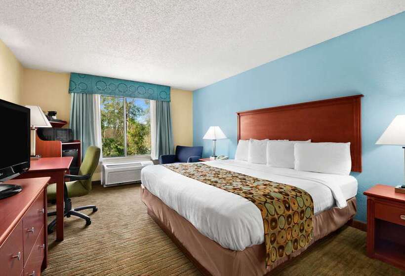 בית מלון כפרי Baymont By Wyndham Gainesville I75