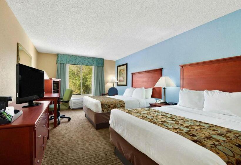בית מלון כפרי Baymont By Wyndham Gainesville I75