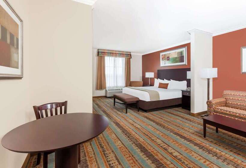 فندق Baymont By Wyndham Henderson