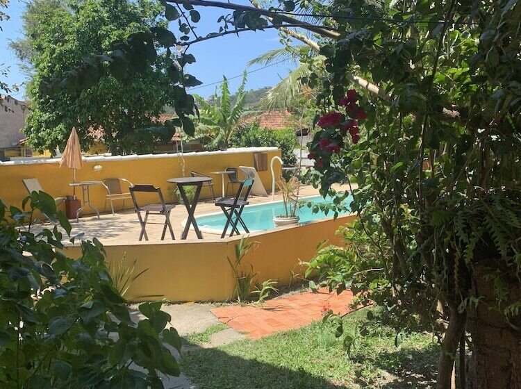 ホテル Bella Geriba Suites