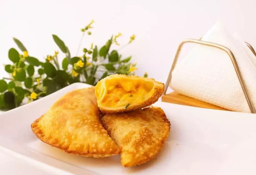 ホテル Bella Geriba Suites