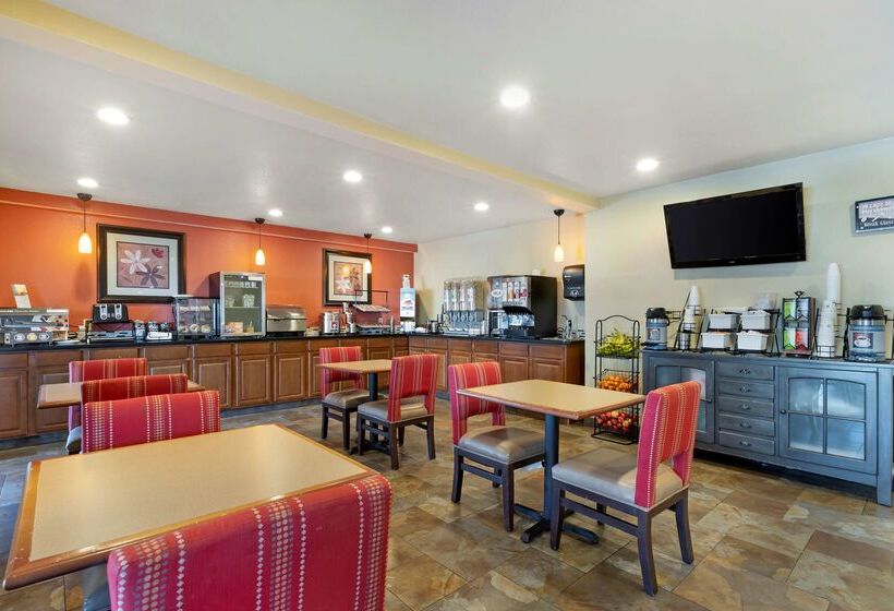 酒店 Best Western Plus Altoona Inn