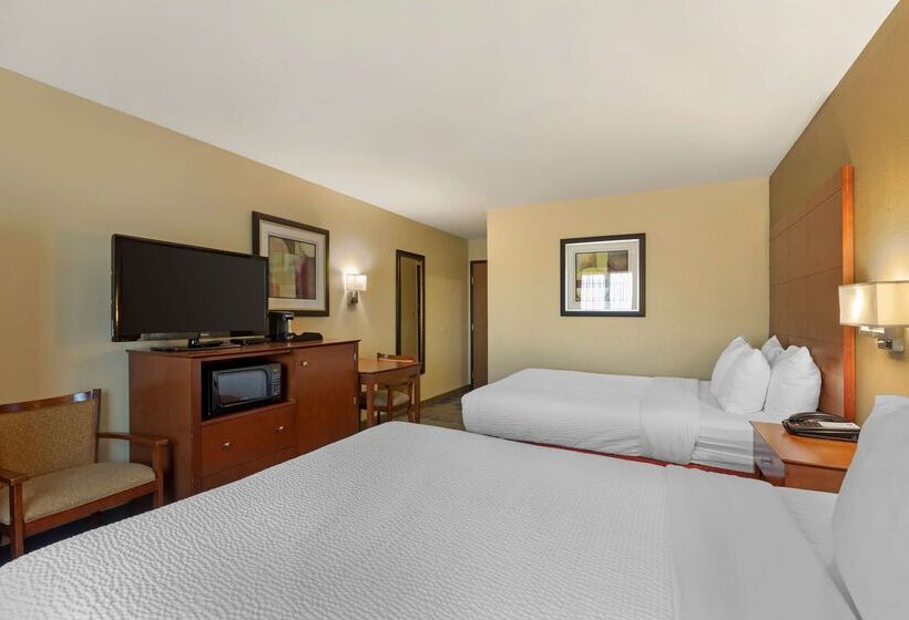 酒店 Best Western Plus Altoona Inn