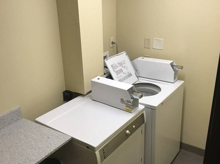 酒店 Best Western Plus Altoona Inn