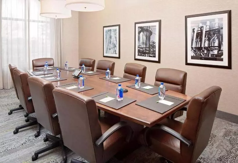 酒店 Courtyard By Marriott Houma