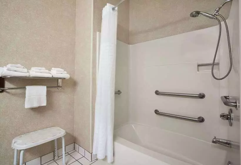 فندق Days Inn By Wyndham Columbia Mall