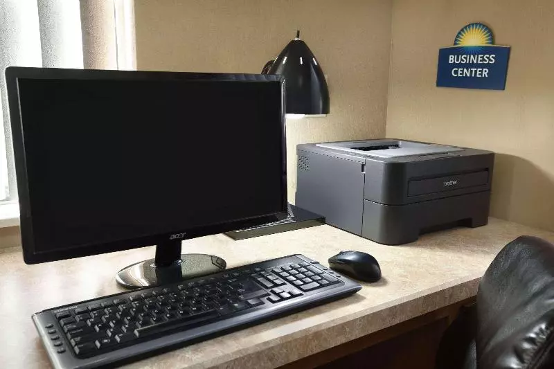 فندق Days Inn By Wyndham Columbia Mall