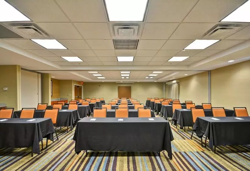 هتل Fairfield Inn And Suites By Marriott Birmingham Fultondale / I 65