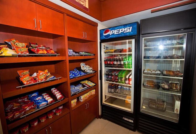 فندق Fairfield Inn And Suites By Marriott Birmingham Fultondale / I 65