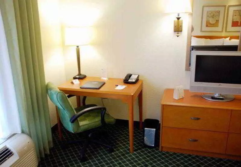 בית מלון כפרי Fairfield Inn & Suites By Marriott Hinesville Fort Stewart