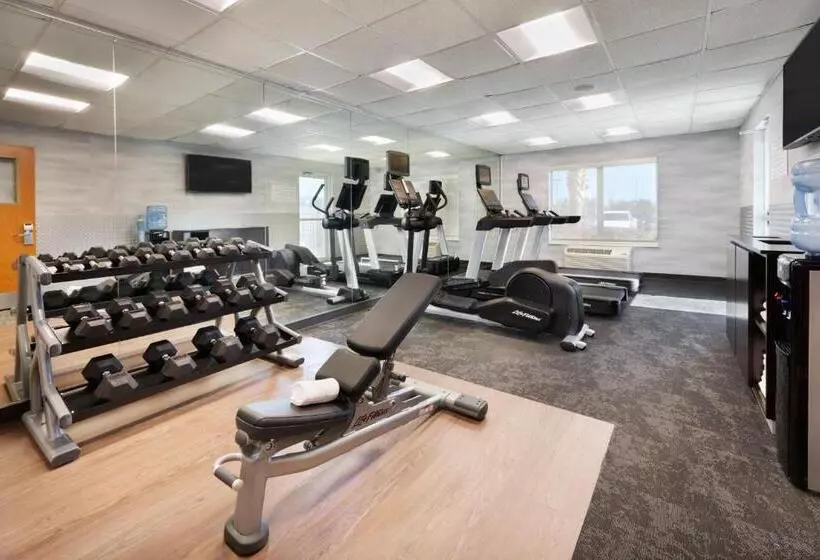 בית מלון כפרי Fairfield Inn & Suites By Marriott Hinesville Fort Stewart