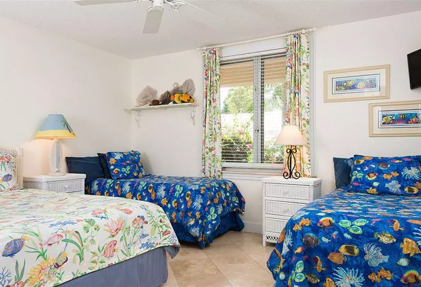 هتل Grandview On Grace Bay