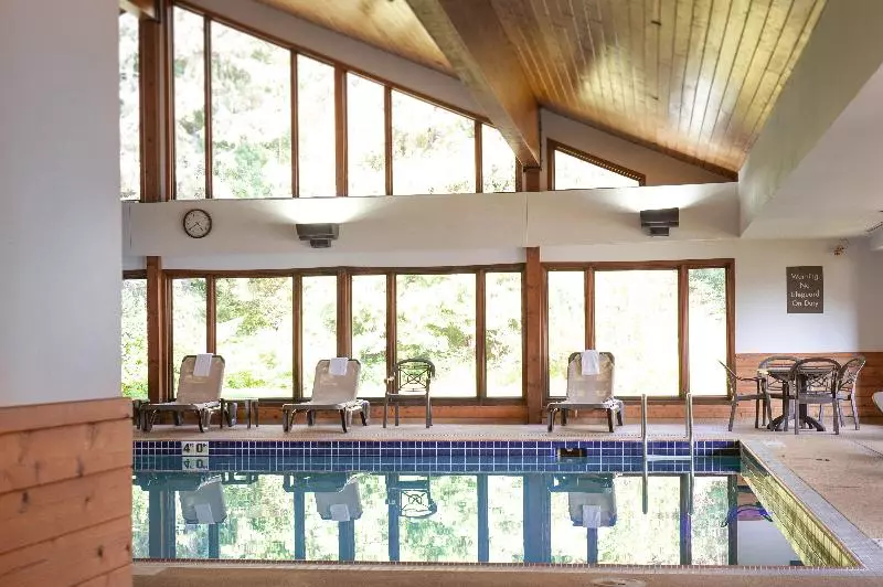 Отель Holiday Inn Express & Suites Hayward, An Ihg