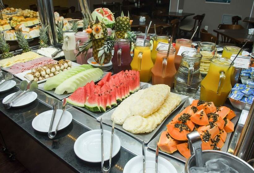 酒店 Impar Suites Cidade Nova