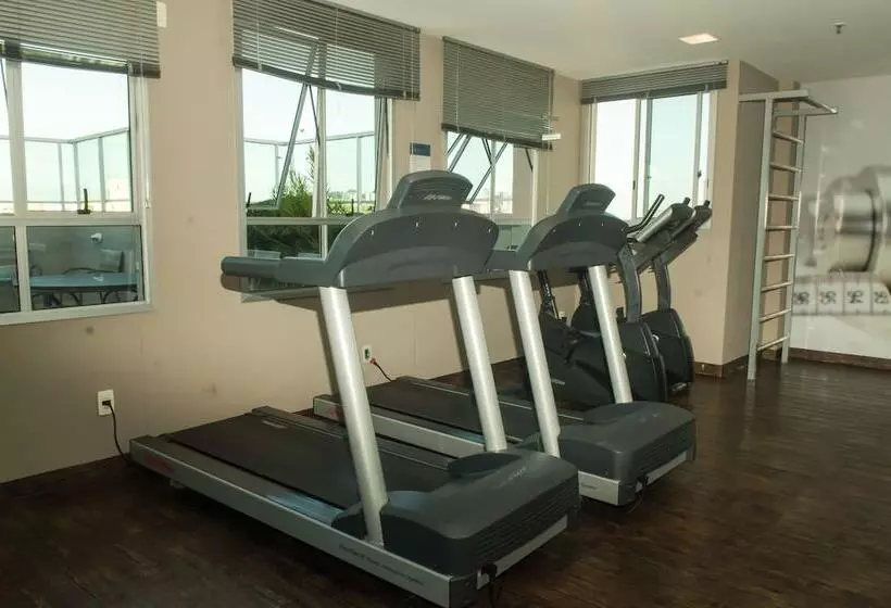 Hotel Impar Suites Cidade Nova