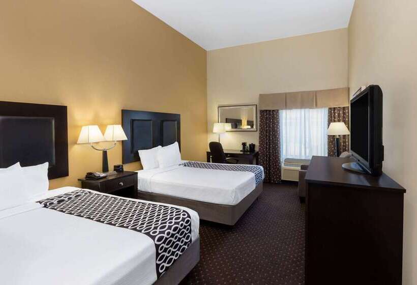 فندق La Quinta By Wyndham Houston New Caney
