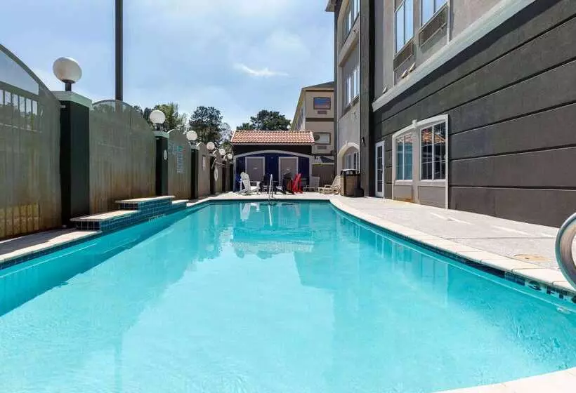 호텔 La Quinta By Wyndham Houston New Caney