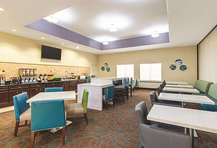 فندق La Quinta By Wyndham Houston New Caney
