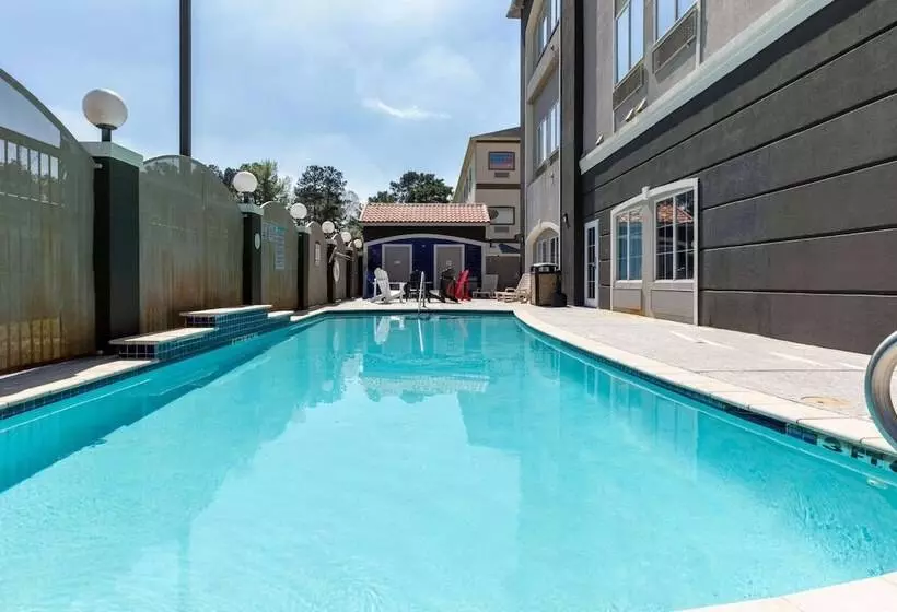 호텔 La Quinta By Wyndham Houston New Caney