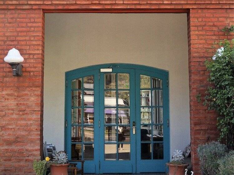 فندق Las Bayas Home Suites