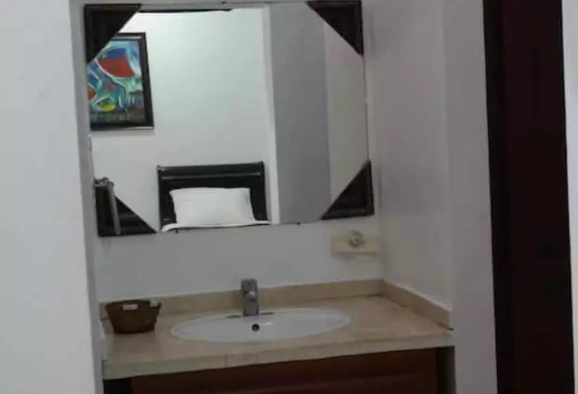 هتل Luis V Santo Domingo