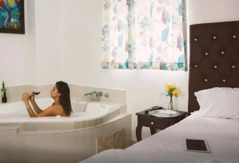 هتل Luis V Santo Domingo