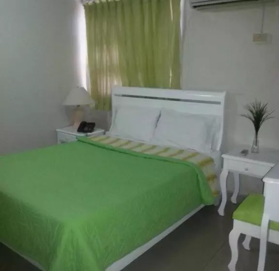 هتل Luis V Santo Domingo