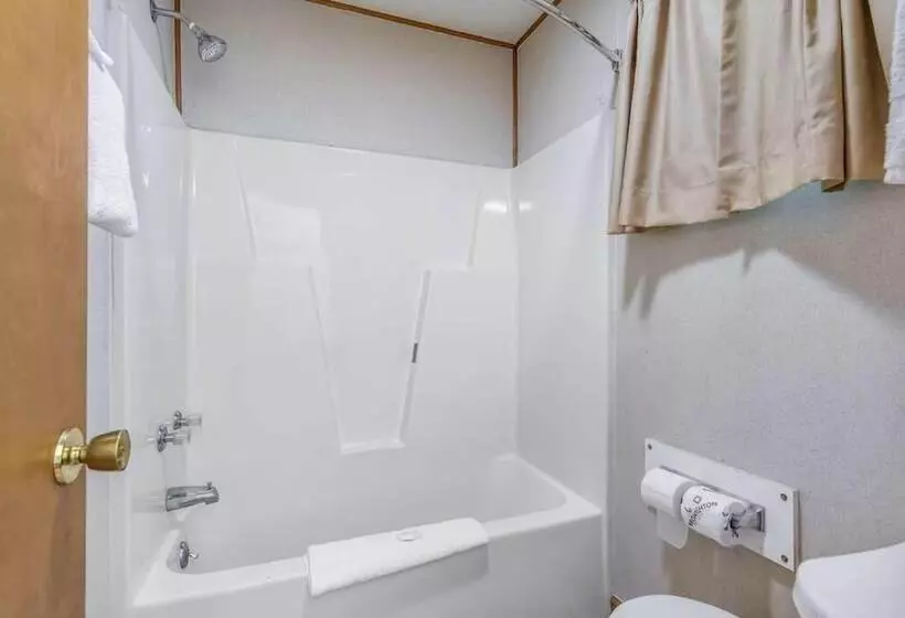 Отель Northway Inn Queensbury Lake George