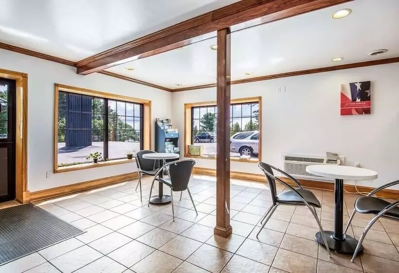 Отель Northway Inn Queensbury Lake George