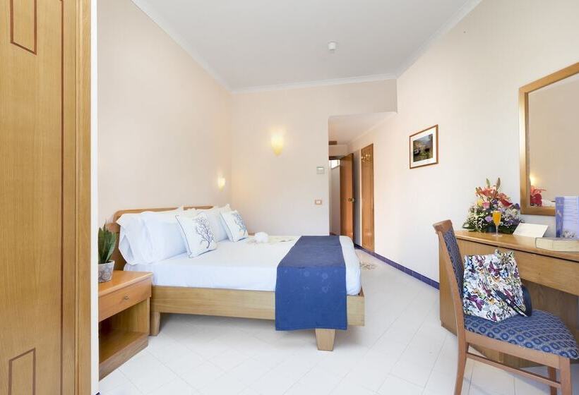 Hotel Piccolo Paradiso