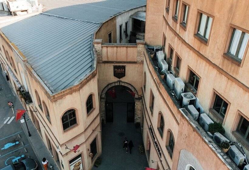 فندق Plaza Central Canning