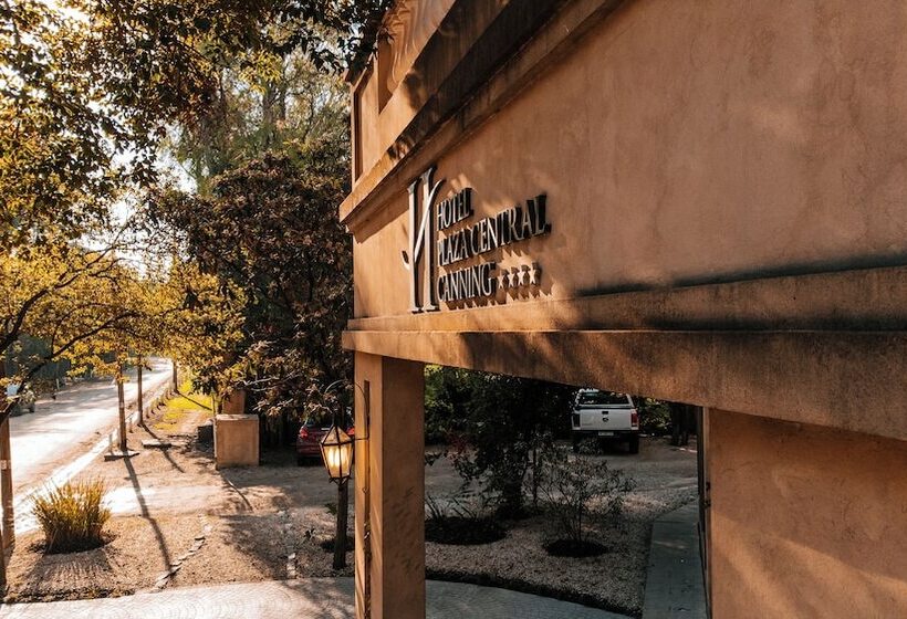 فندق Plaza Central Canning