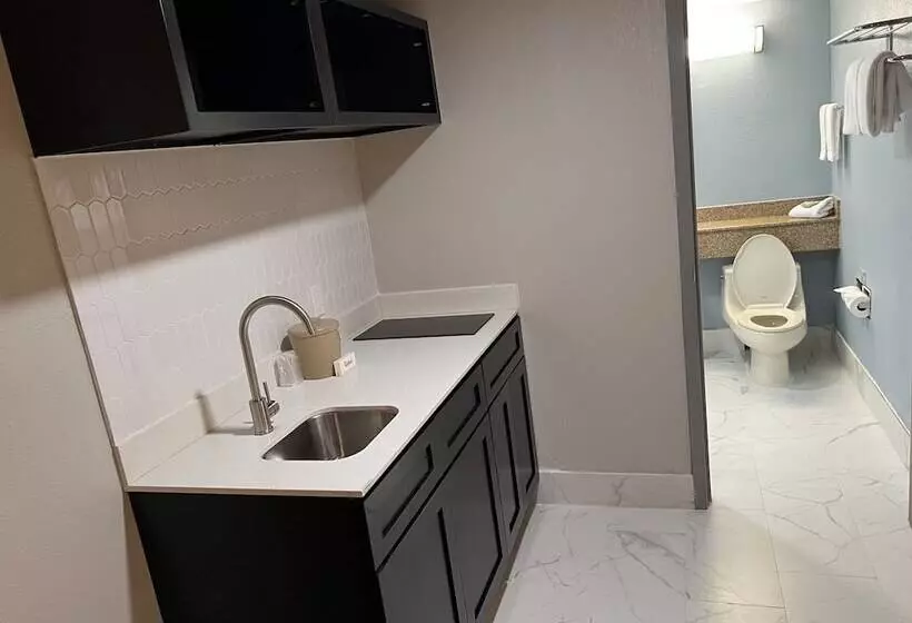 Hotel Red Roof Inn & Suites Mt Holly Mcguire Afb