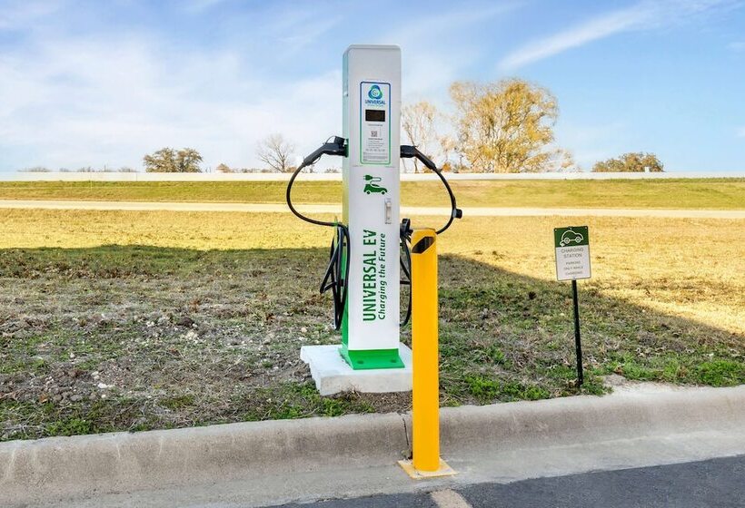 בית מלון כפרי Super 8 By Wyndham Harker Heights Killeen   Fort Cavazos