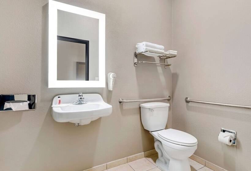 בית מלון כפרי Super 8 By Wyndham Harker Heights Killeen   Fort Cavazos