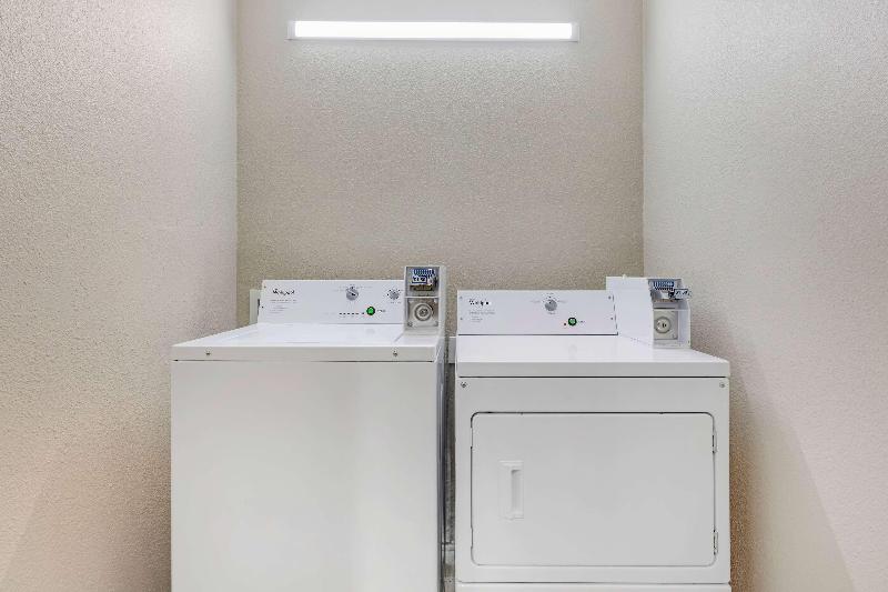 בית מלון כפרי Super 8 By Wyndham Harker Heights Killeen   Fort Cavazos