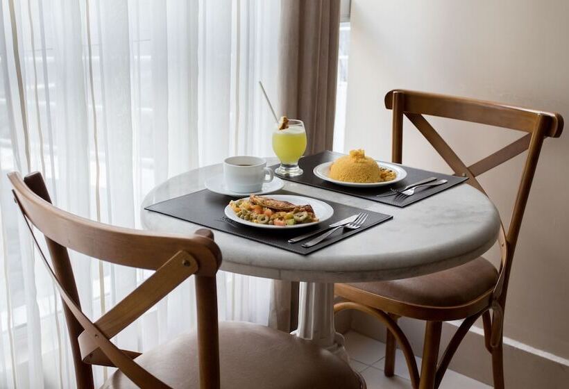 فندق Village Confort