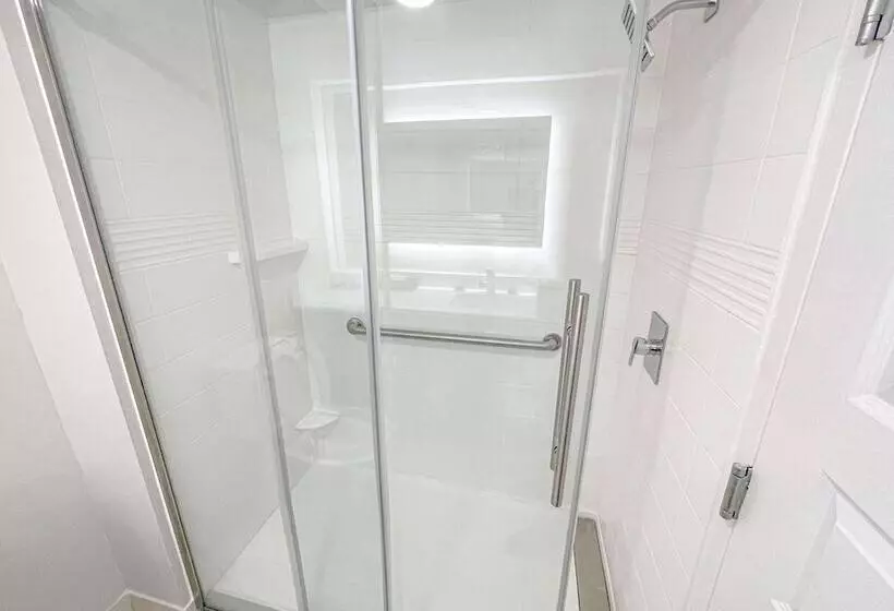 Szálloda Wingate By Wyndham Panama City Area Lynn Haven