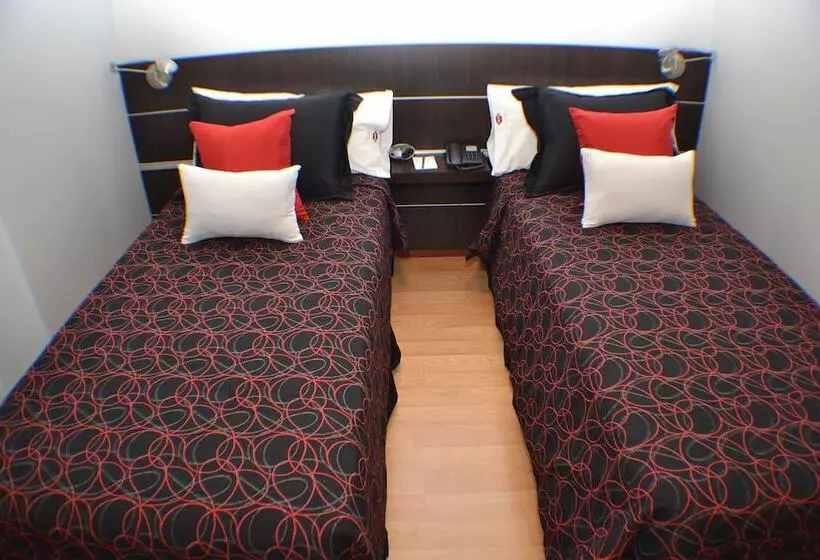 Kube Apartments Express