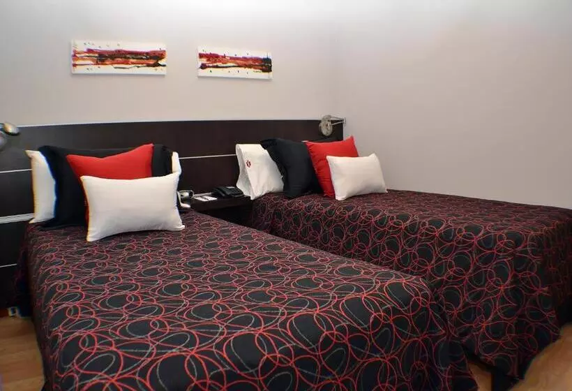 Kube Apartments Express